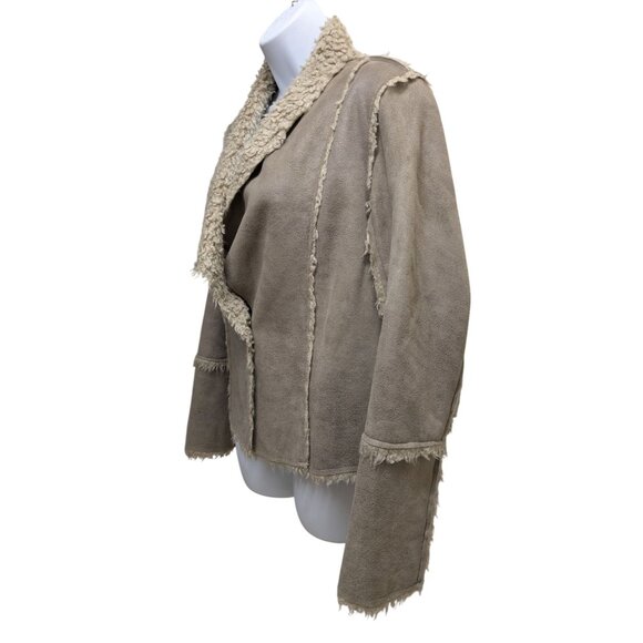 Velvet by Graham & Spencer Women's Taupe faux suede & faux fur jacket Size M - Picture 3 of 7
